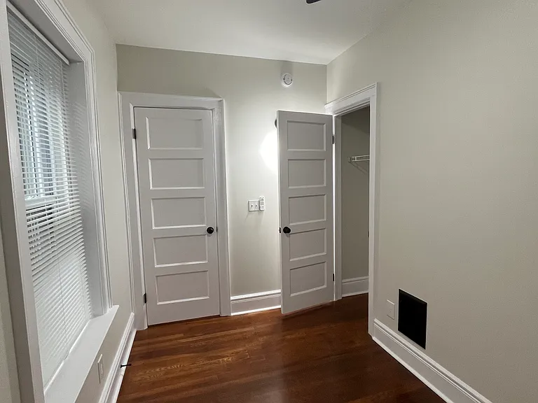 54 Whitney Pl #6 — Photo 6