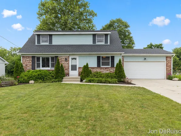 2656 Vassar St SE, Grand Rapids, MI 49506