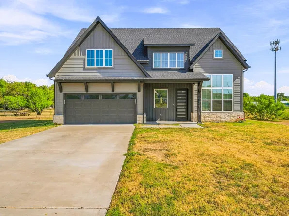 1316 Shawnee Trl, Granbury, TX 76048