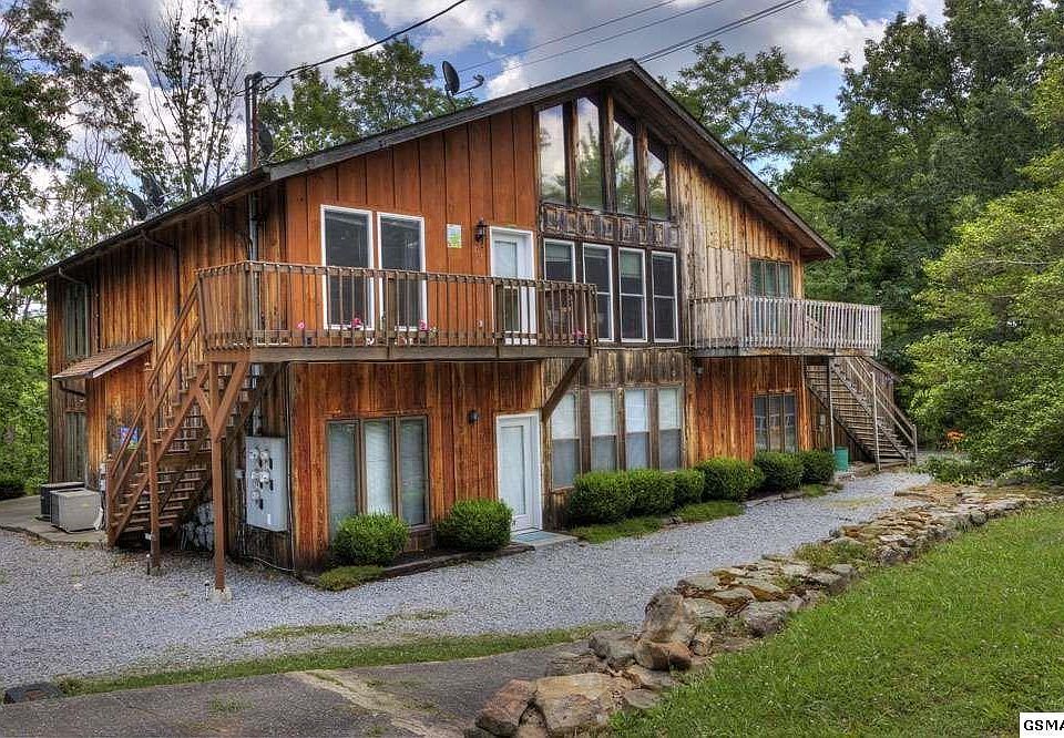 1st image of 1070 Alpine Dr APT 201