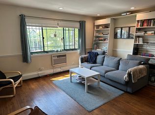 1936 Wesley Ave #3C, Evanston, IL 60201