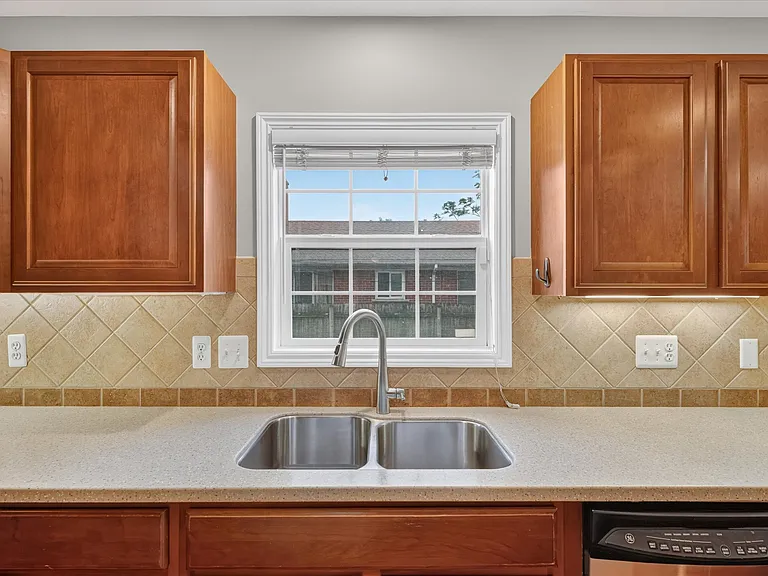 3813 Rochester Rd — Photo 14