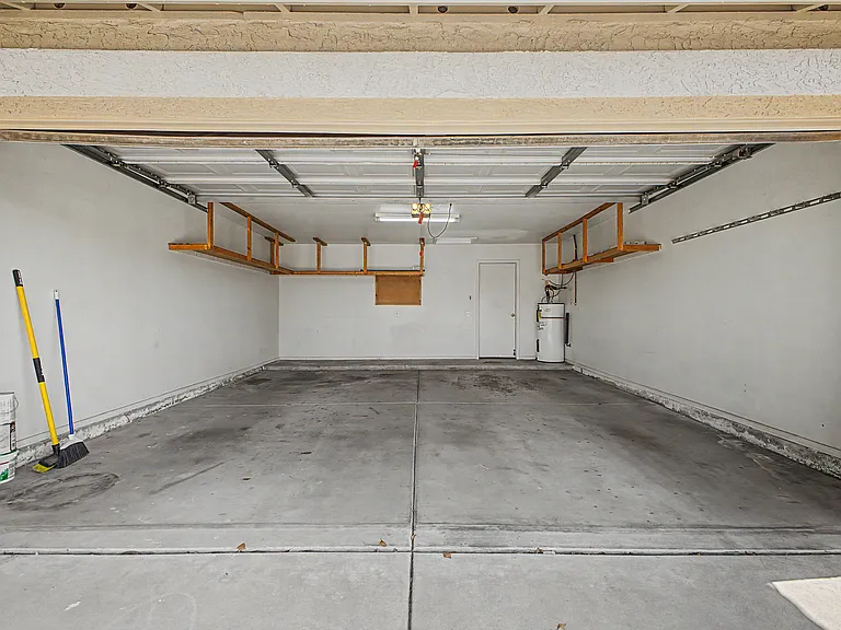 445 W Sereno Dr — Photo 19