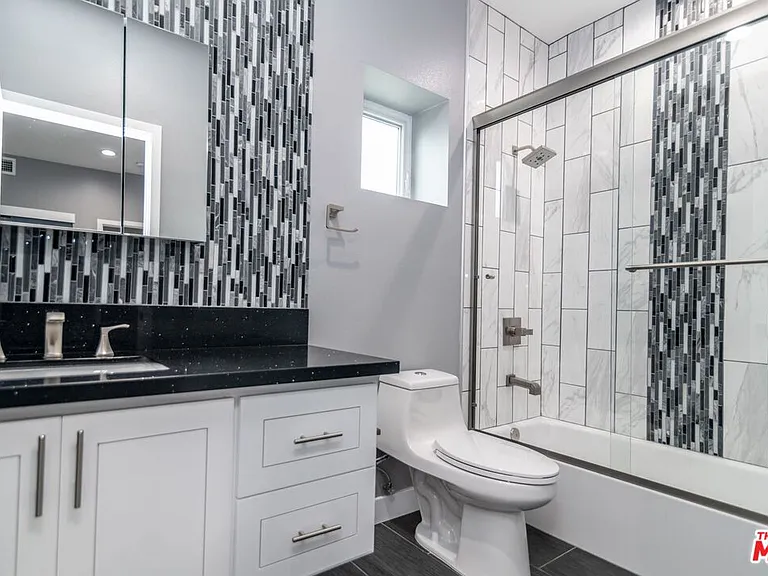 1625 S New Hampshire Ave #1/2 — Photo 9
