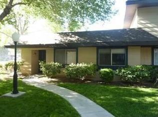 6161 Meadow Vista Ln, Las Vegas, NV 89103