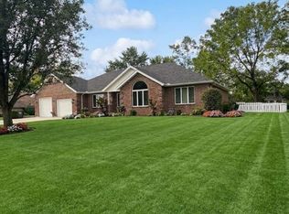 1127 Charlotte Cir, Van Wert, OH 45891