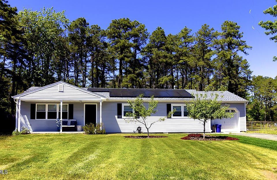 1st image of 1233 Englemere Boulevard