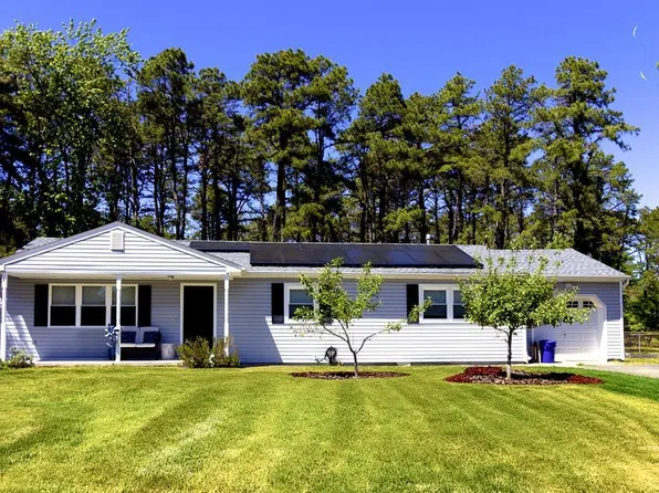 1233 Englemere Boulevard, Toms River, NJ 08757