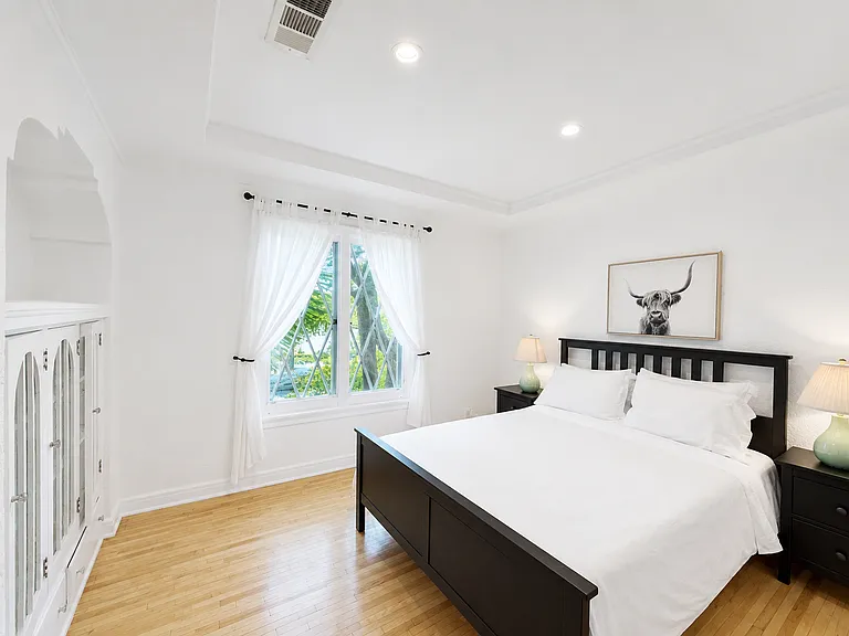 952 12th St #952B — Photo 12