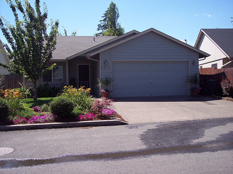 2nd image of 2877 Van Kleeck Pl NW