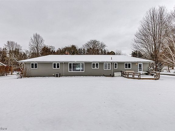 3rd image of 165 Paradise Rd