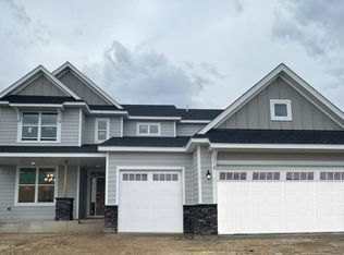 7935 Jade Ln, Victoria, MN 55386