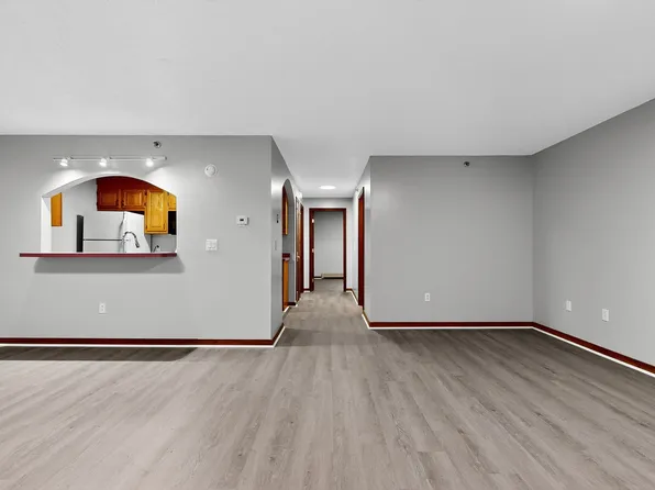 3 Ledgeview Ln APT 24, Bath, ME 04530