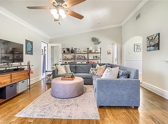 5th image of 2106 Brookhill Dr