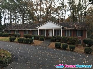 675 Rays Rd, Stone Mountain, GA 30083