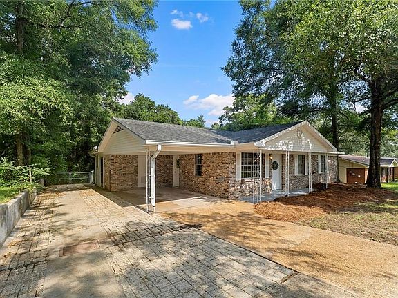 2nd image of 1967 Forest Oaks Dr W