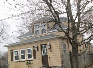 292 Arlington Ave, Warwick, RI 02889