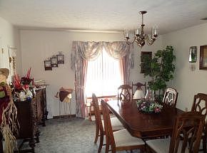 5th image of 578 Warren Dr