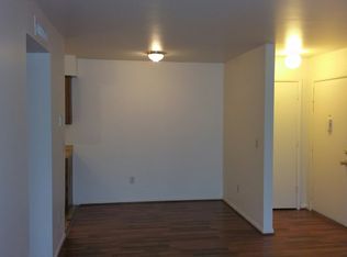 3445 Triangle Dr APT 412, Winston Salem, NC 27106