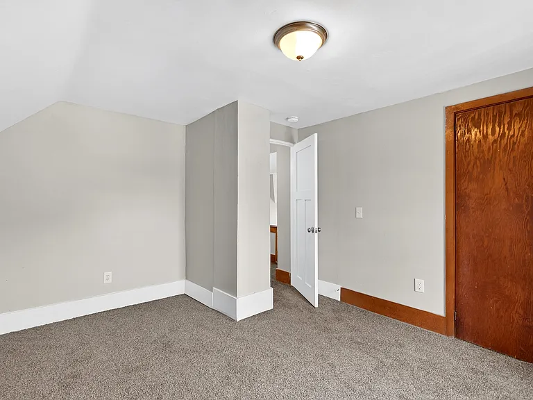 458 Kling St — Photo 26
