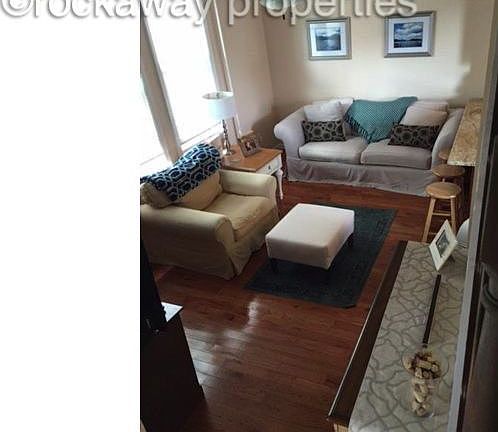 5th image of 212 Beach 117th St