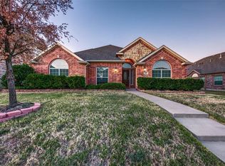 106 Gatehouse Dr, Red Oak, TX 75154