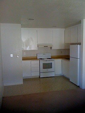 3rd image of 3939 N Pershing Ave