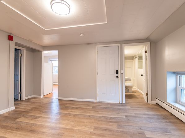 672 N Main St APT 3L