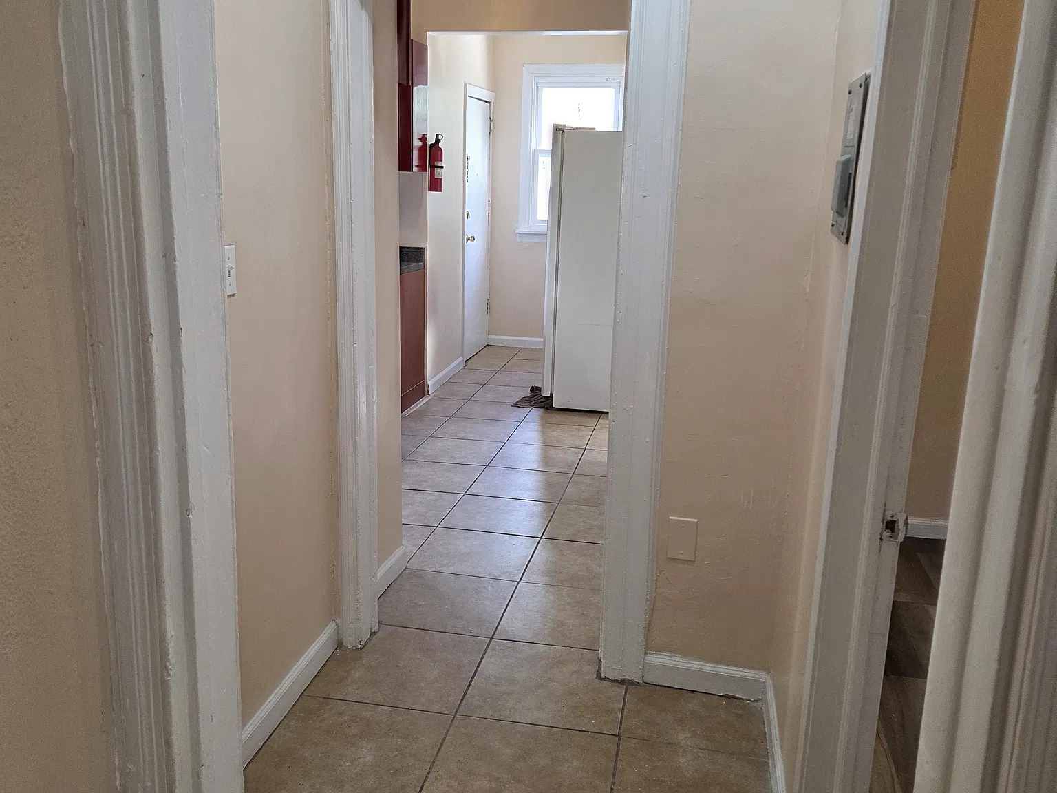 4 bed, $2,995 — Photo 4