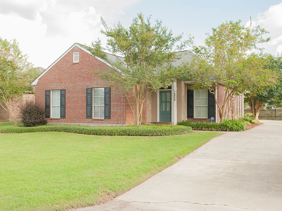1st image of 18529 Lake Camellia Ave