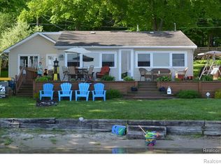 8084 Sunset Dr, reading, MI 49274