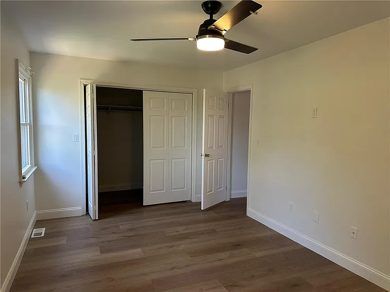 10 Fort Lee Ct — Photo 9