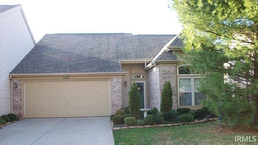 1st image of 512 E Hickory Stick Ct