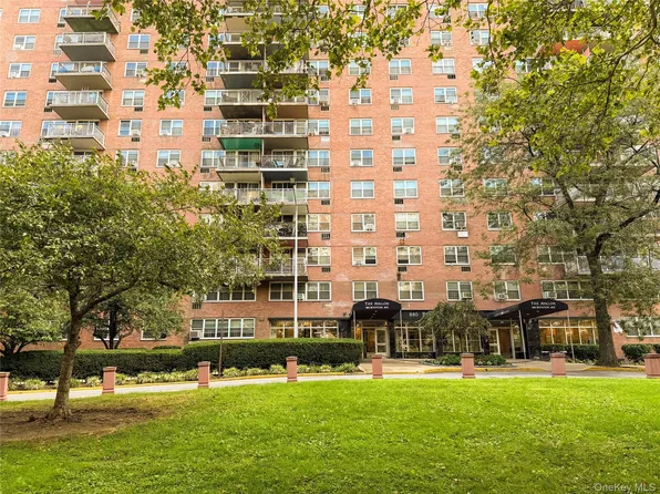 880 Boynton Avenue #9L, Bronx, NY 10473