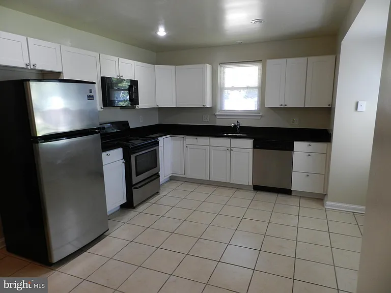 4901 Braymer Ave — Photo 6