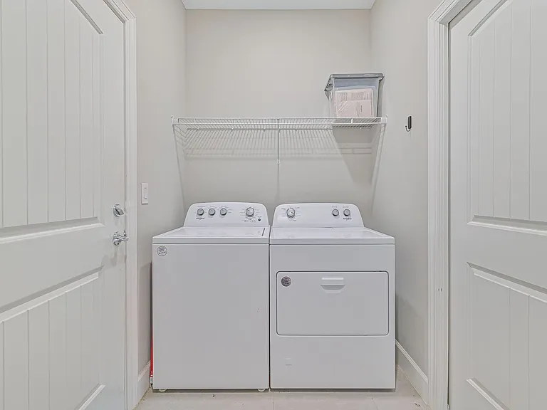 42218 Edgewater Dr — Photo 21