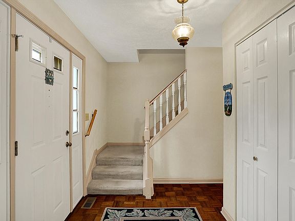 5th image of 1716 Teakwood Ct