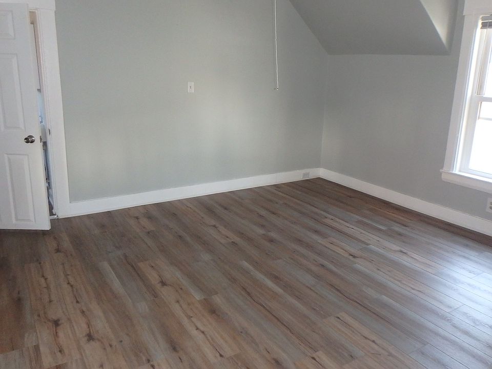 2nd image of 40 Summer St #3