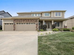 1502 Hodges Ln, Raymore, MO 64083