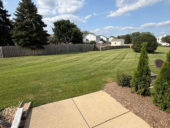 4th image of 2468 Frost Dr