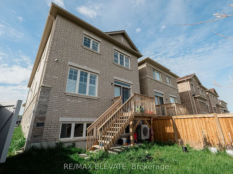 255 McKean Dr N — Photo 30