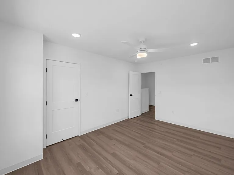 Launch Townhomes — Photo 13