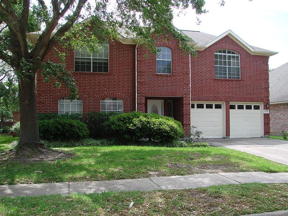 1st image of 2127 Scenic Hollow Ct