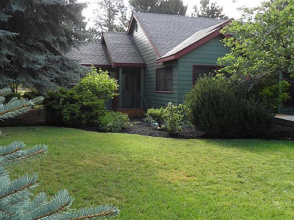 5th image of 20996 Greenmont Dr