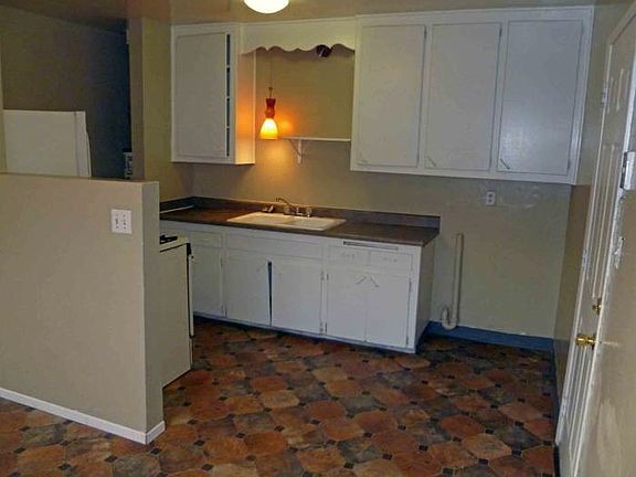 2nd image of 4515 Delta St