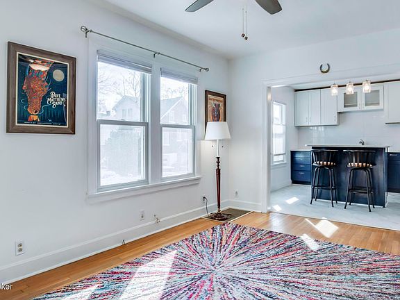4th image of 909 Fetter Ave