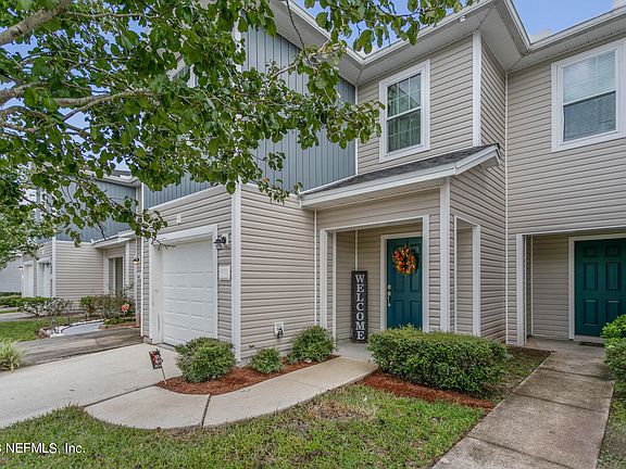 3rd image of 1665 BISCAYNE BAY Circle