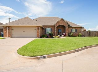 5208 Wilderness Cv, Enid, OK 73703