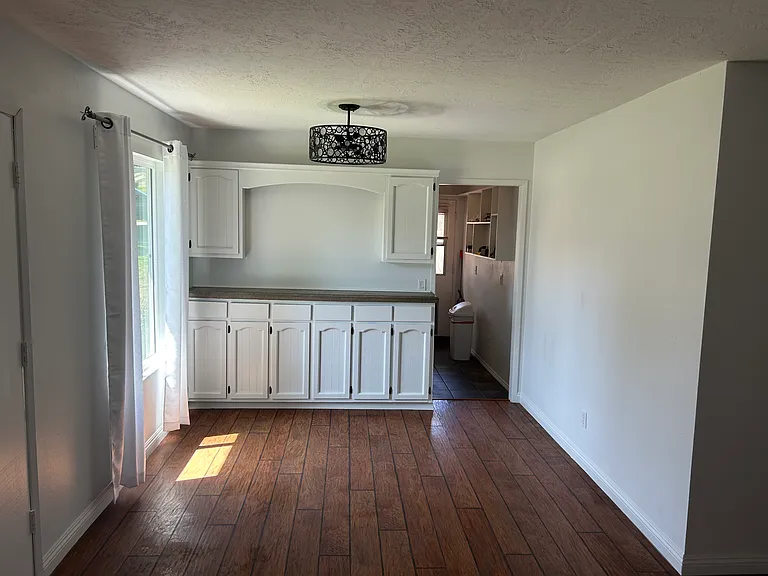1917 Shady Acre Cir — Photo 4