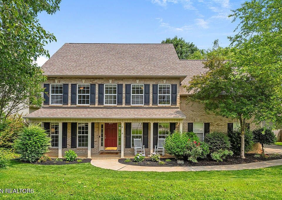 1st image of 1661 Meadow Chase Ln